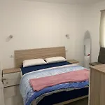 Gemelos Apartamento *